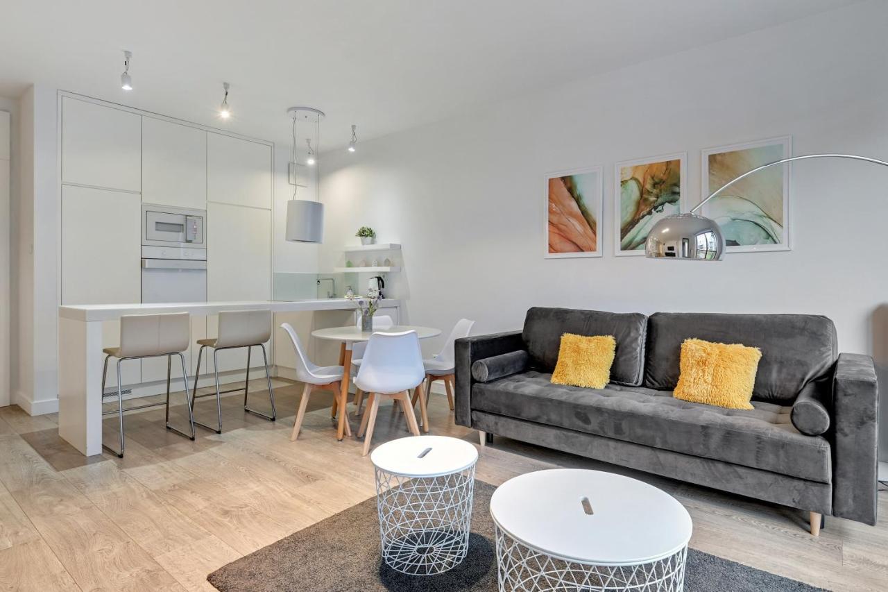 Dom & House - Apartamenty Nadmorski Dwor Gdańsk Extérieur photo